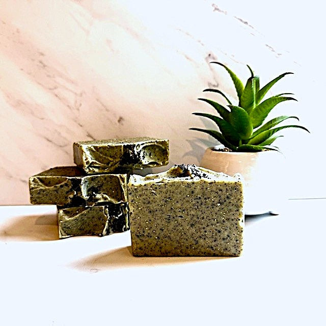 Poppy Seed Gardener's Soap - exfoliating